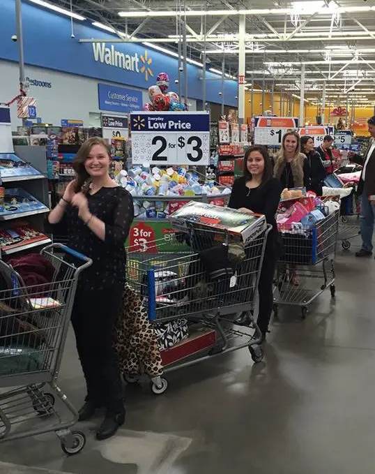 Angel_Tree_Shopping_2