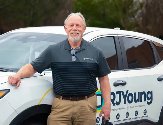 Sr. Service Tech Derrick Hamilton